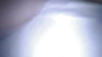 ഹോട്ടൽ റൂം ബെഡിൽ സെൻസുവൽ ഏഷ്യൻ ദമ്പതികളുടെ നൈസ് ഫക്ക് സെഷൻ